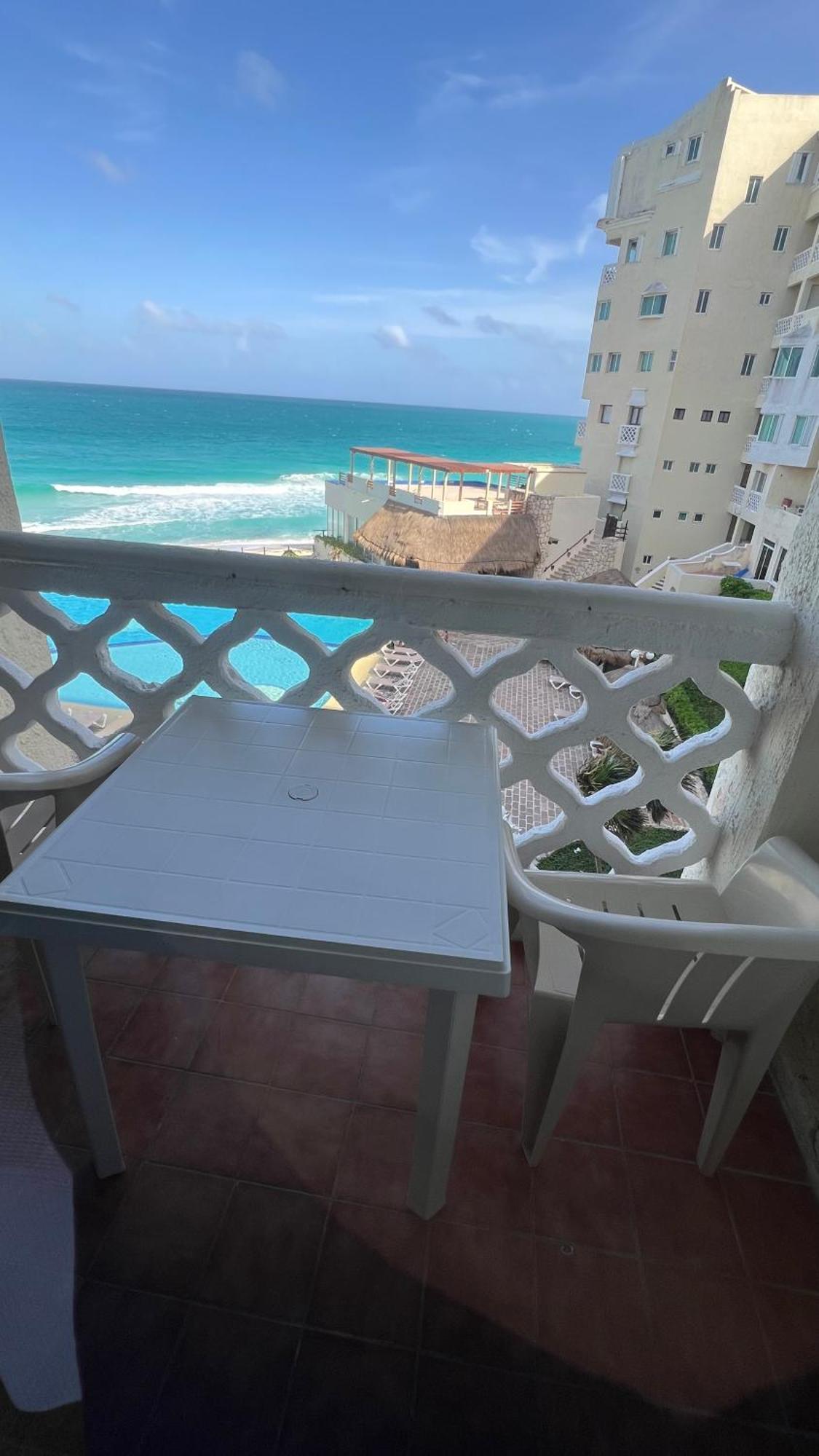 “Magic Sunrise At Cancun” Dış mekan fotoğraf