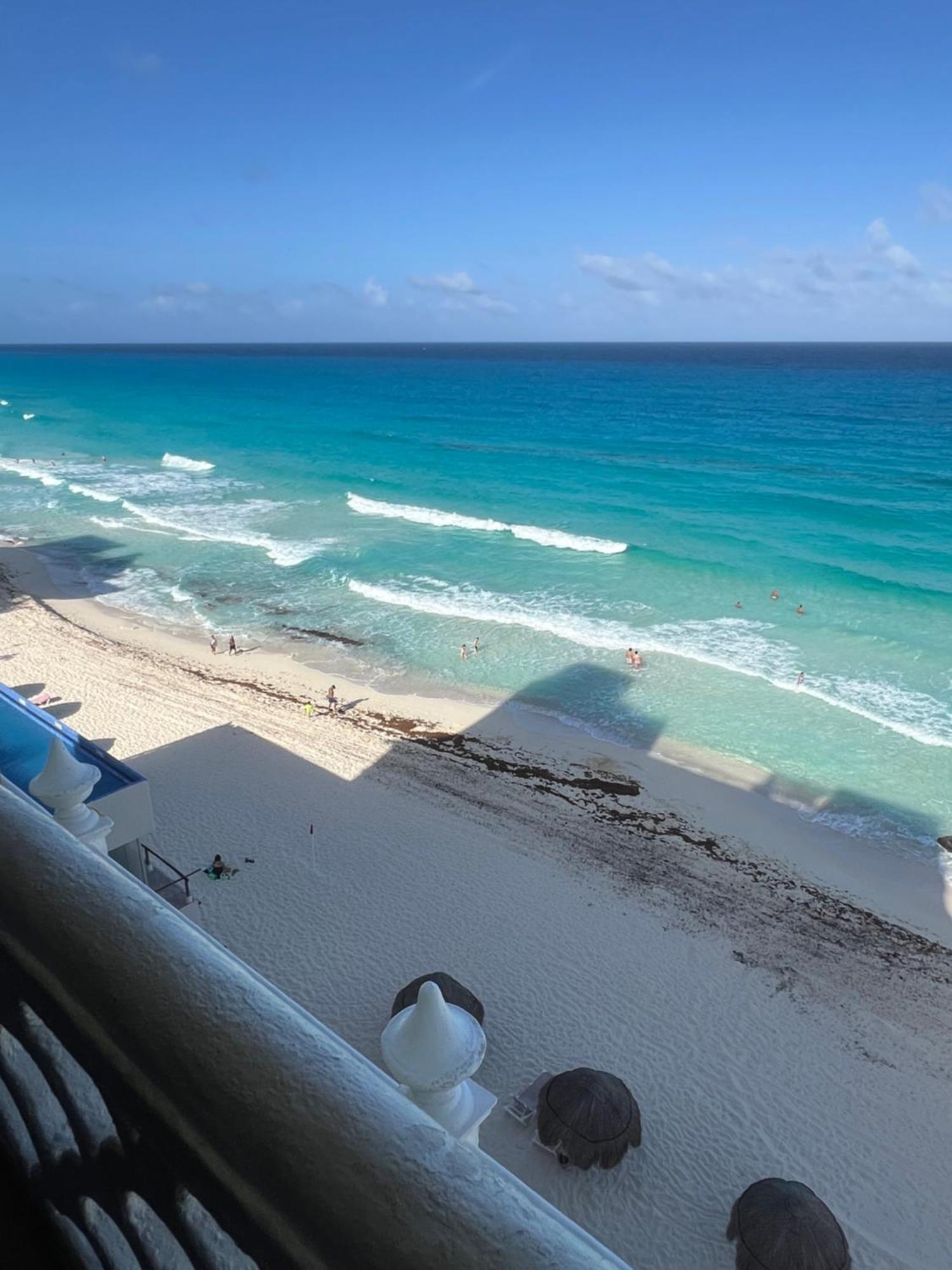 “Magic Sunrise At Cancun” Dış mekan fotoğraf